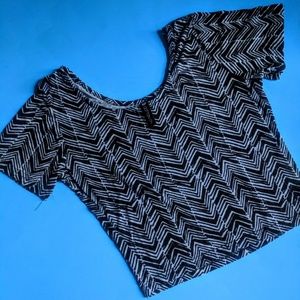 Black and white crop top